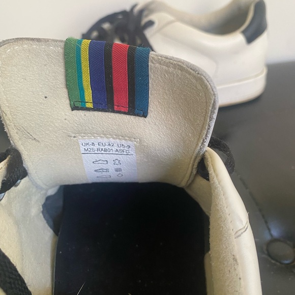 Paul Smith - Picture 5 of 8